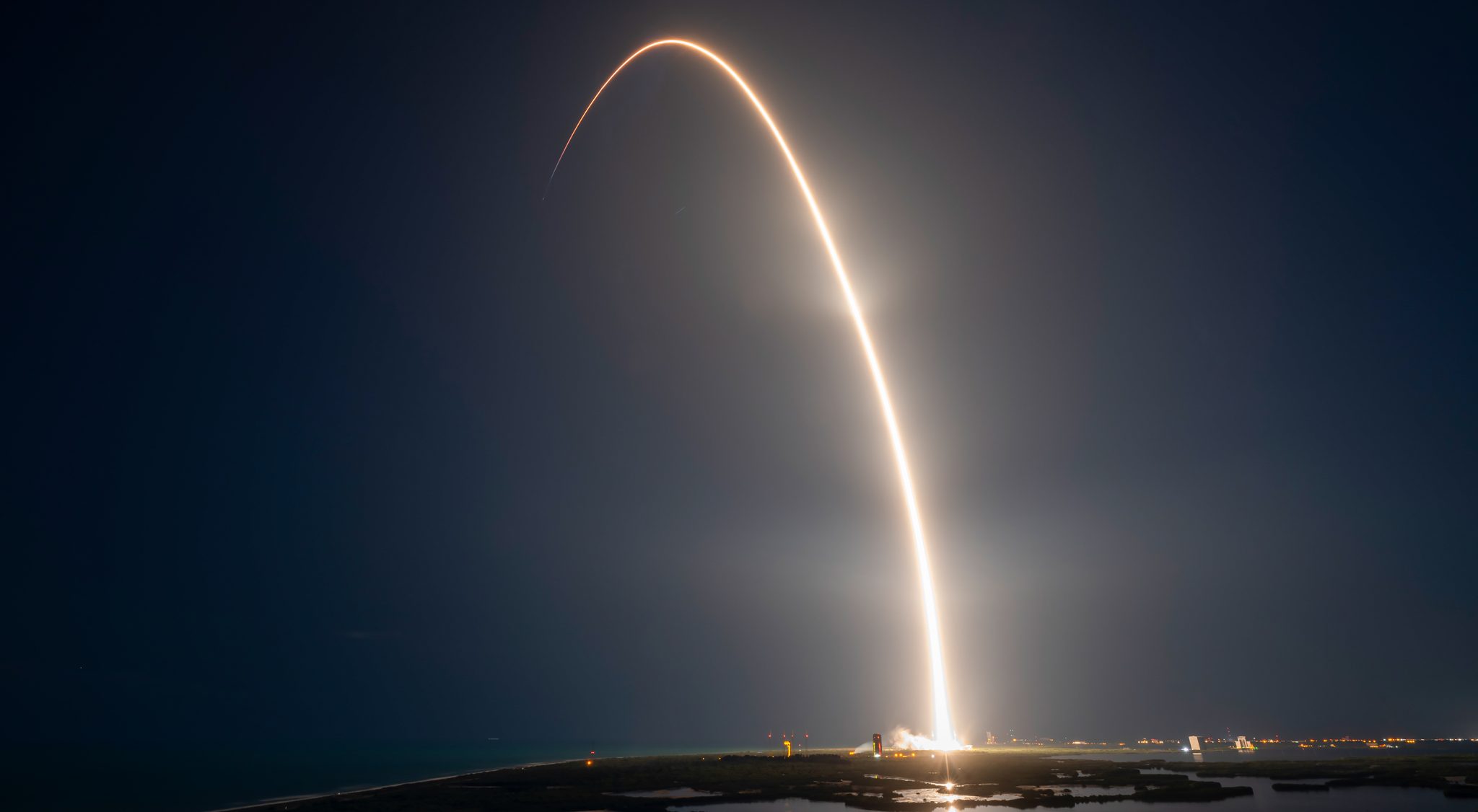 SpaceX Launches 23 Starlink Satellites Amidst Major Solar Storm The